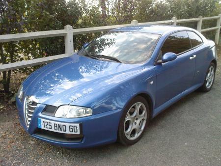 mon encien bolide! snif une larme pour toi!